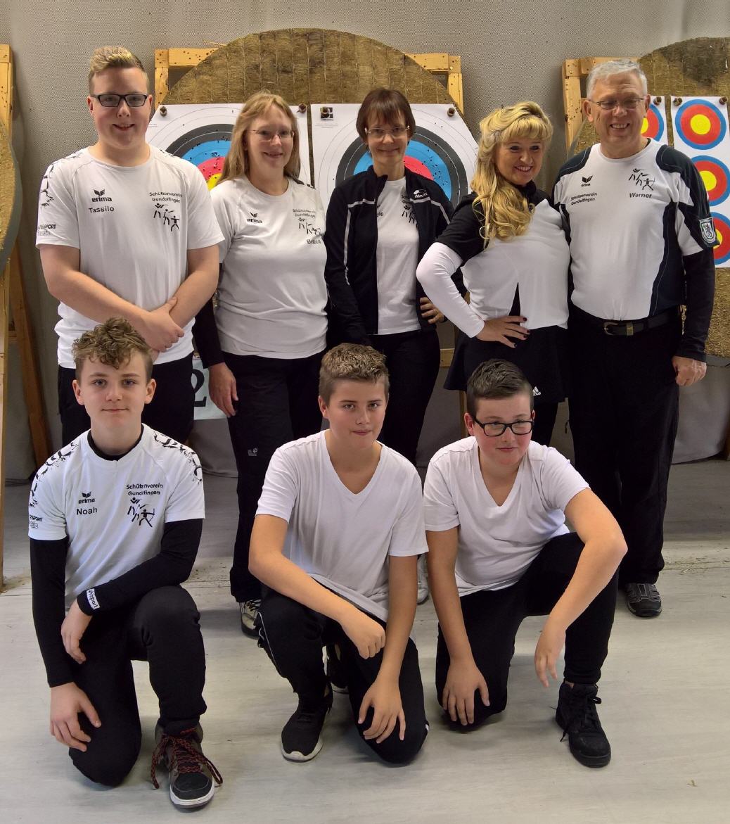 Die Turnier-Bogenschützen des SV Gundelfingen an der Gaumeisterschaft Halle 2019